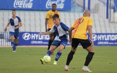 Aarón Rey en una acció de l'últim partit contra el Sant Andreu | Roger Benet